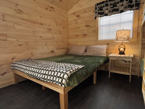 Sister Lakes of Michigan Glamping Cabin #2