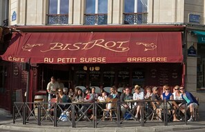Outdoor dining - AN AUTHENTIC & REFINED PARISIAN EXPERIENCE IN THE HEART OF PARIS – SAINT GERMAIN (Paris)