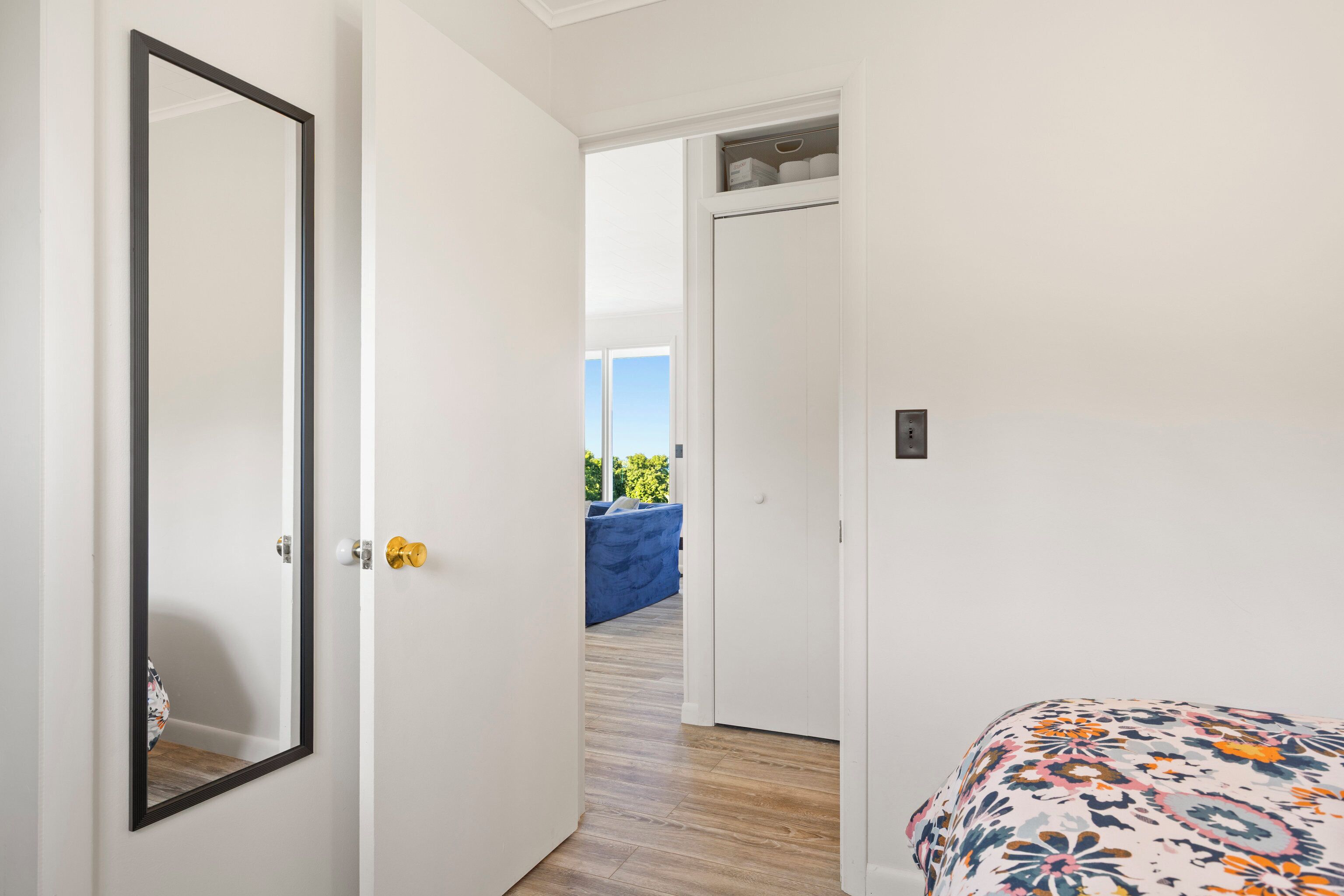 2 chambres, fer et planche à repasser, Wi-Fi gratuit, draps fournis