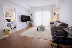 熨斗/熨衣板、免费 WiFi、床单