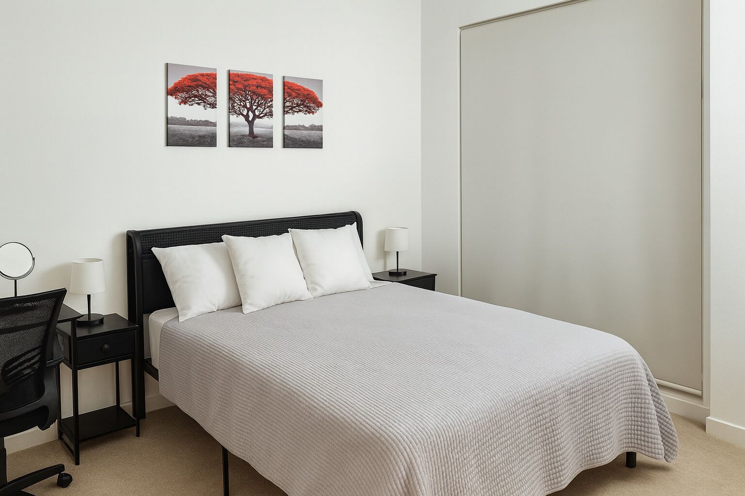 Tabla de planchar con plancha, wifi y ropa de cama 