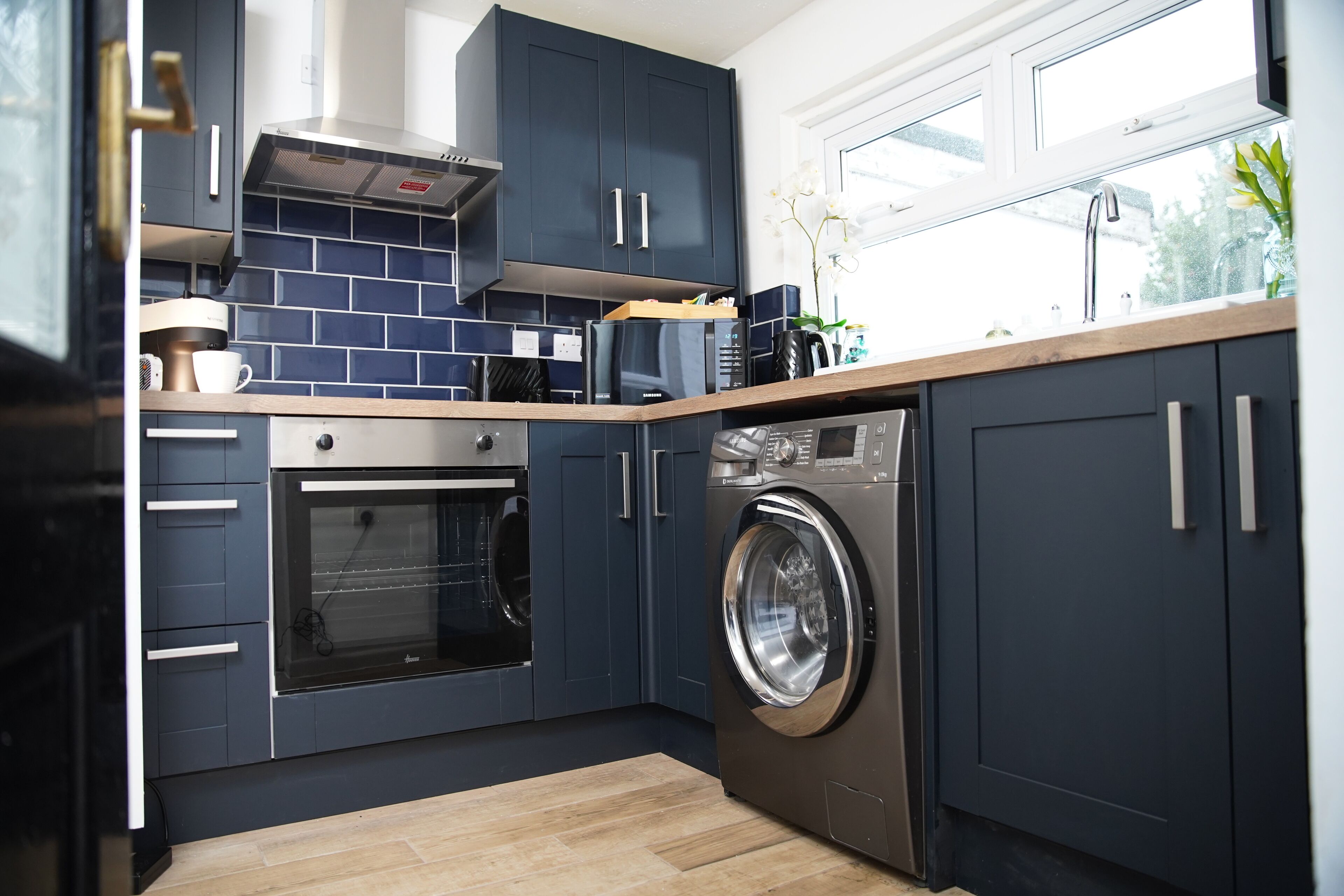 Microwave, oven