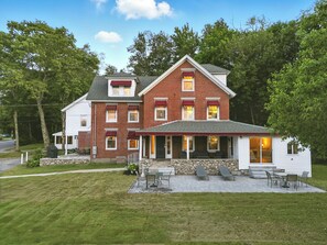Exterior - The Hamilton House in Naples (ME) (Naples)