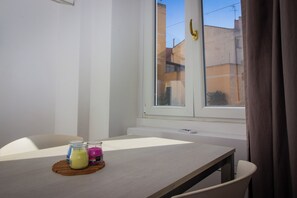 Dining - Alghero [Studio in the center] free WI-FI (Alghero)