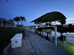 Marina - Cozy Cape Coral Canal Home w/ Pool Table, enjoy the best sunsets from the lanai! (Cape Coral)