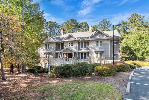 Elegant Reynolds Lake Oconee - Golf and Serenity
