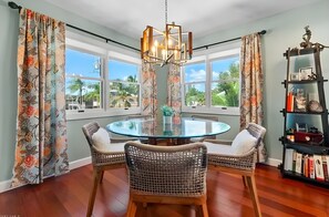 Dining - Sunny Tropical 3BR/3BA Retreat With Private Pool in Bonita Springs (Bonita Springs)