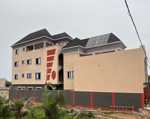 Exterior - Le11Onze 2-bed 1-bath - Apt 3 (Apessito)