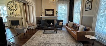 Family-Sized Charming 3-bedroom Townhome in Uptown Circleville