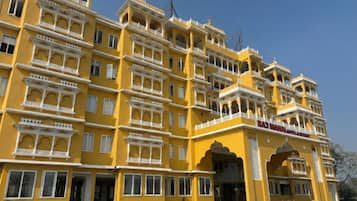 Fachada da propriedade