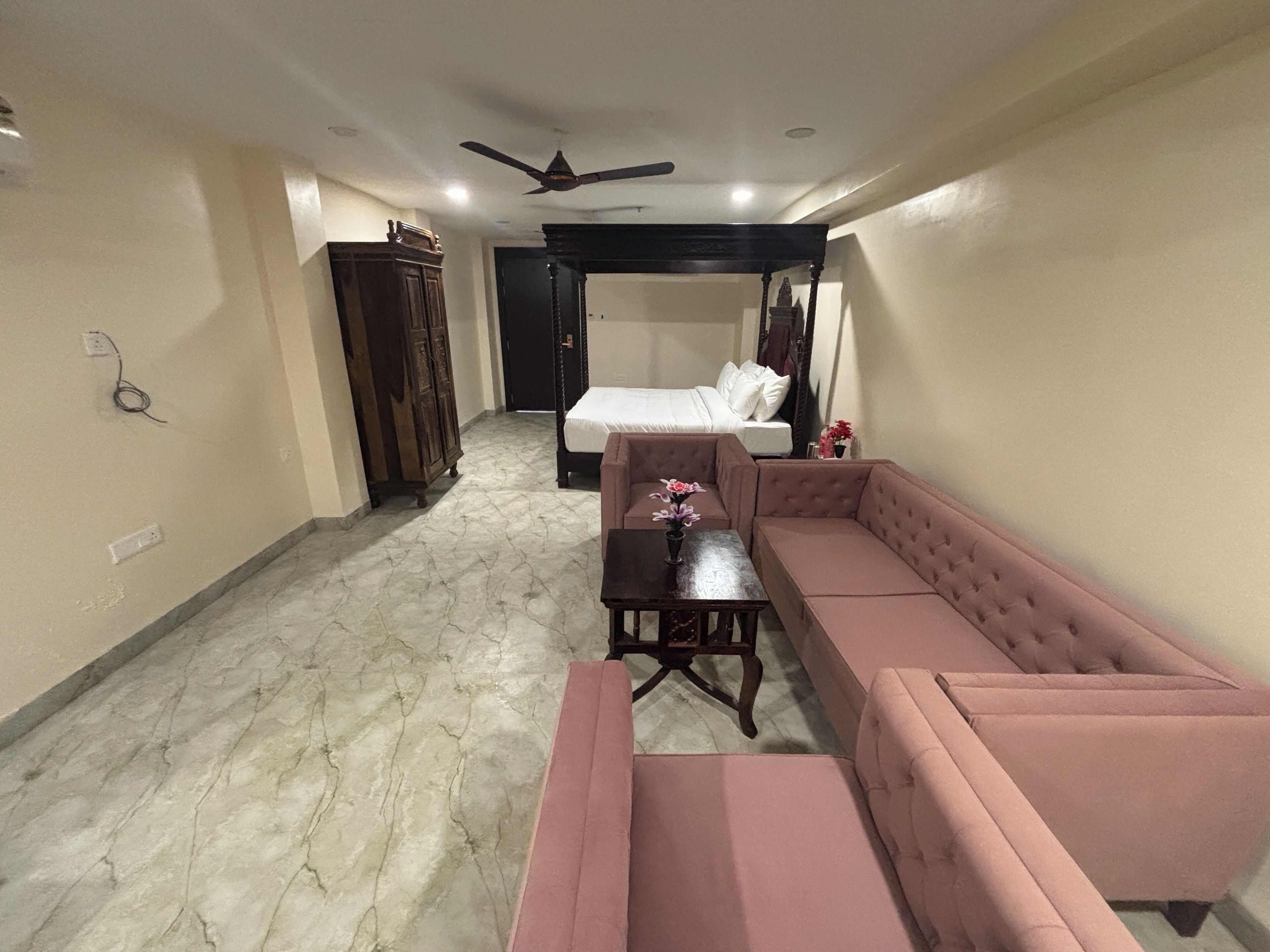 蜜月套房 | 办公桌、笔记本电脑工作区、免费 WiFi