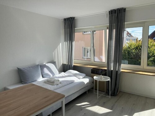 Modern apartment near Arena & Mercedes museum