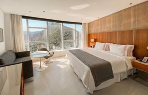WiFi, bed sheets - Cinematic view. Luxury, 5 star. Hotel Nacional, Rio (Rio de Janeiro)