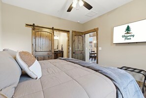 Iron/ironing board, travel crib, free WiFi, bed sheets