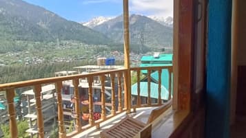 Double Room, Mountain View | Balcony