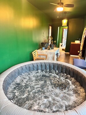 Interior - Spacious 6-bedroom charming home with AC and fitness room, and sauna. (Douglasville)