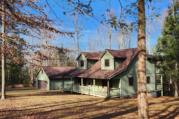 The Gorge Getaway sits on 2 acres in a private wooded community.