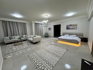 Interior - 7-bedroom palace for daily rent Luxury living, privacy, and premium amenities. (El Sheikh Zayed City)