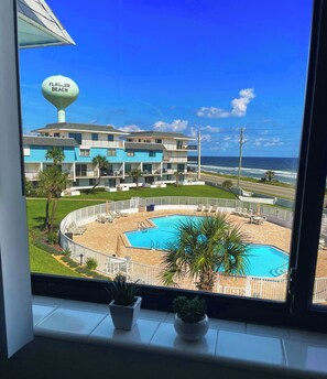 Interior - Flagler Beach Condo- Pet Friendly w/Ocean View Balcony & Beachfront Pool (Flagler Beach)