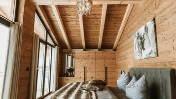 Chalet | 2 kamar tidur dan dilengkapi dengan perabotan berbeda-beda