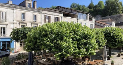 POTERNE Logement raffiné avec jardin