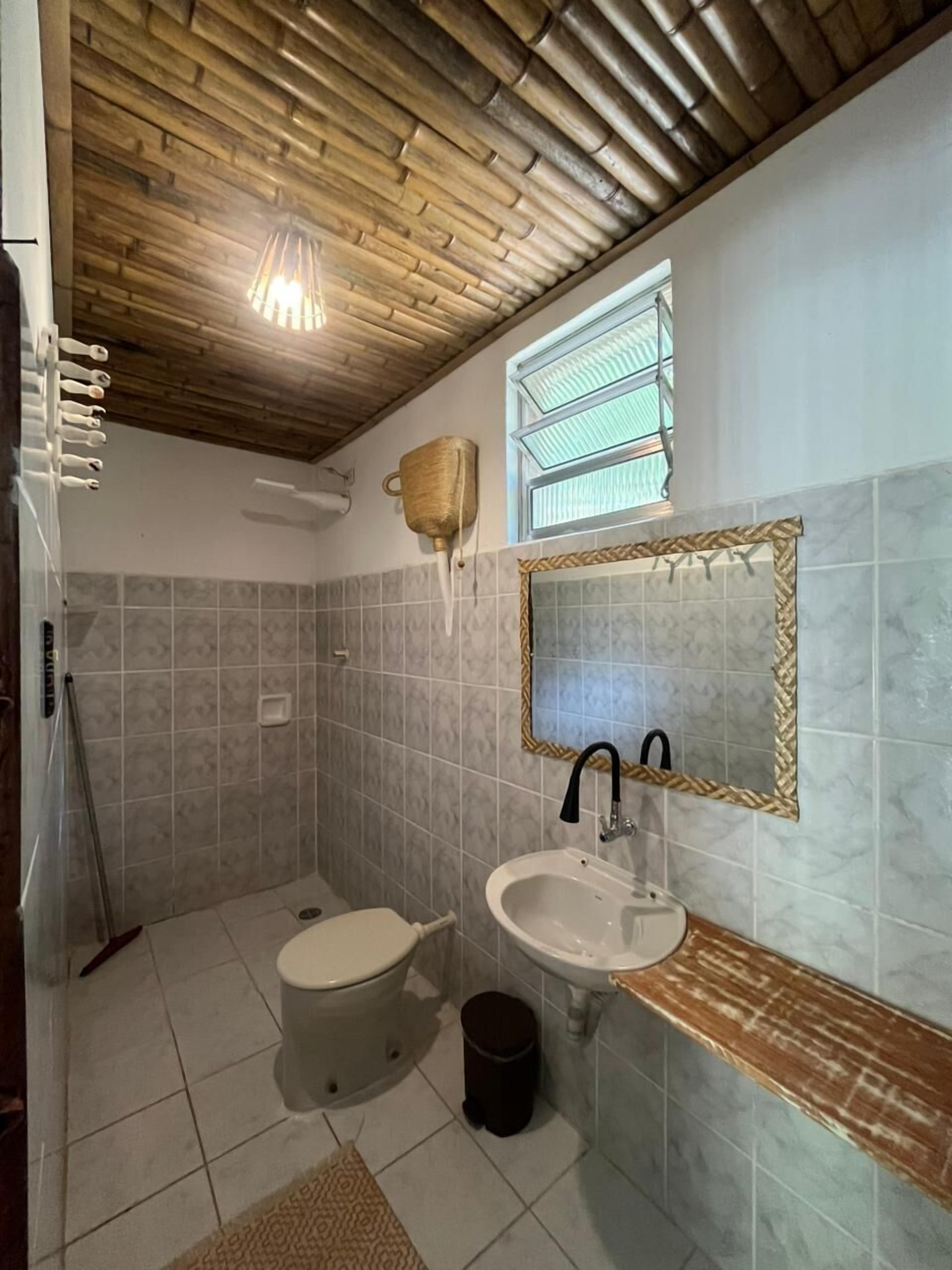 Comfort Double Room | Bathroom shower