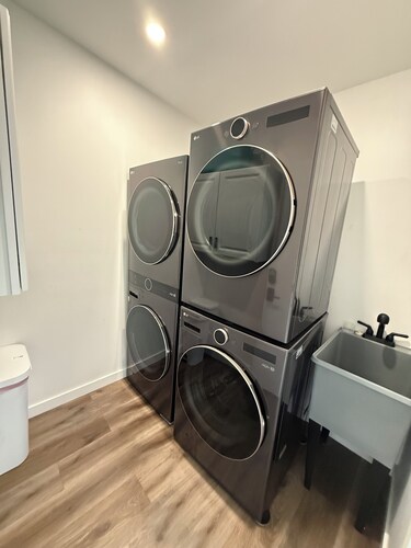 Sonoma Country Escape: 85° Pool, Hot Tub, Bocce & Garden. 5 min from Son. Plaza