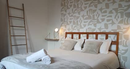 Whole apartment 4 persons in saint jean pied de port center