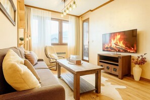 Living area - Enjoyable 1-bedroom apartment with AC in lovely Bansko FOREST NEST (Bansko)