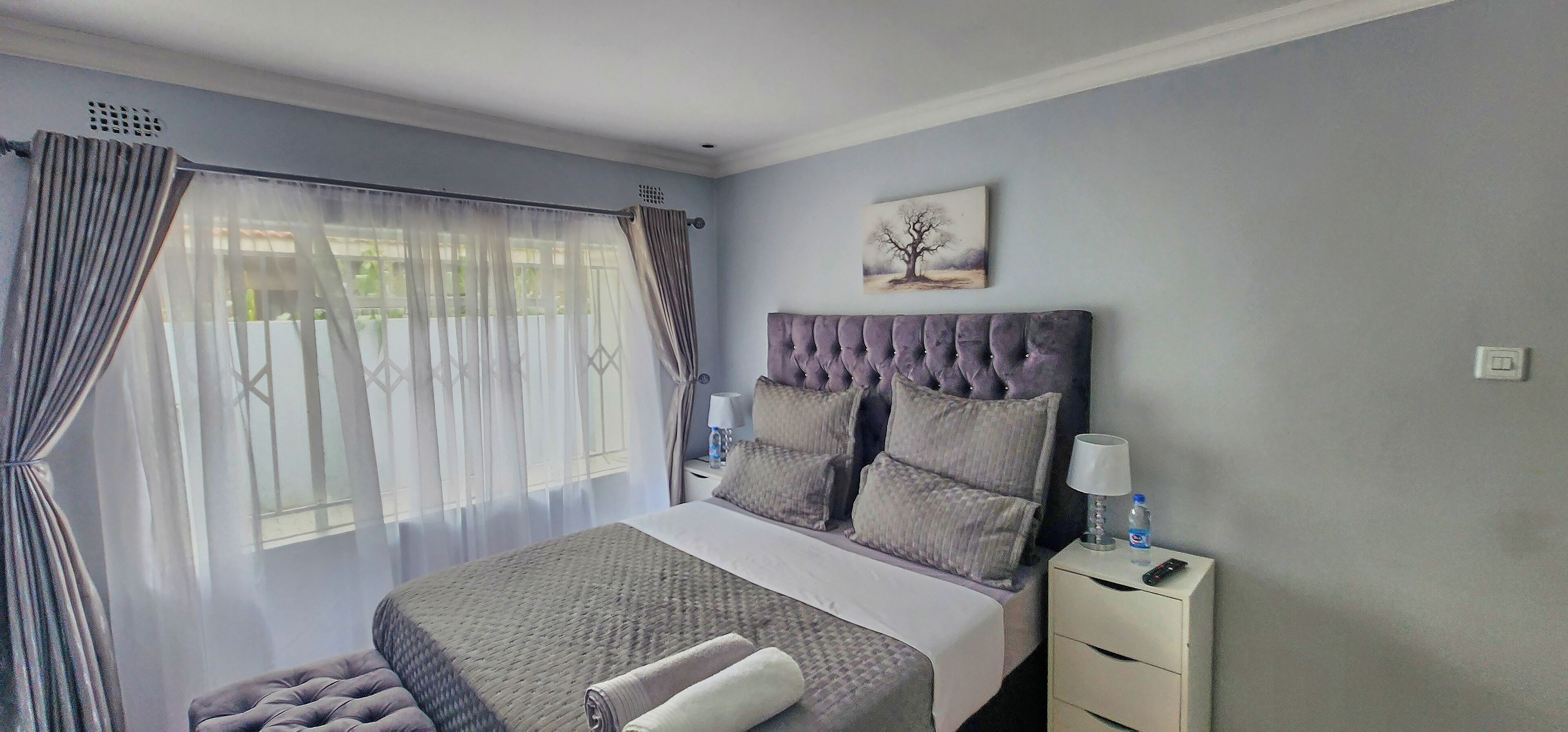 3 bedrooms, iron/ironing board, free WiFi, bed sheets