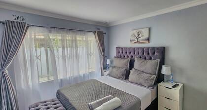 Tamayi Holiday Home â Your Safe, HomeâStyle Escape in Mainway Meadows, Harare