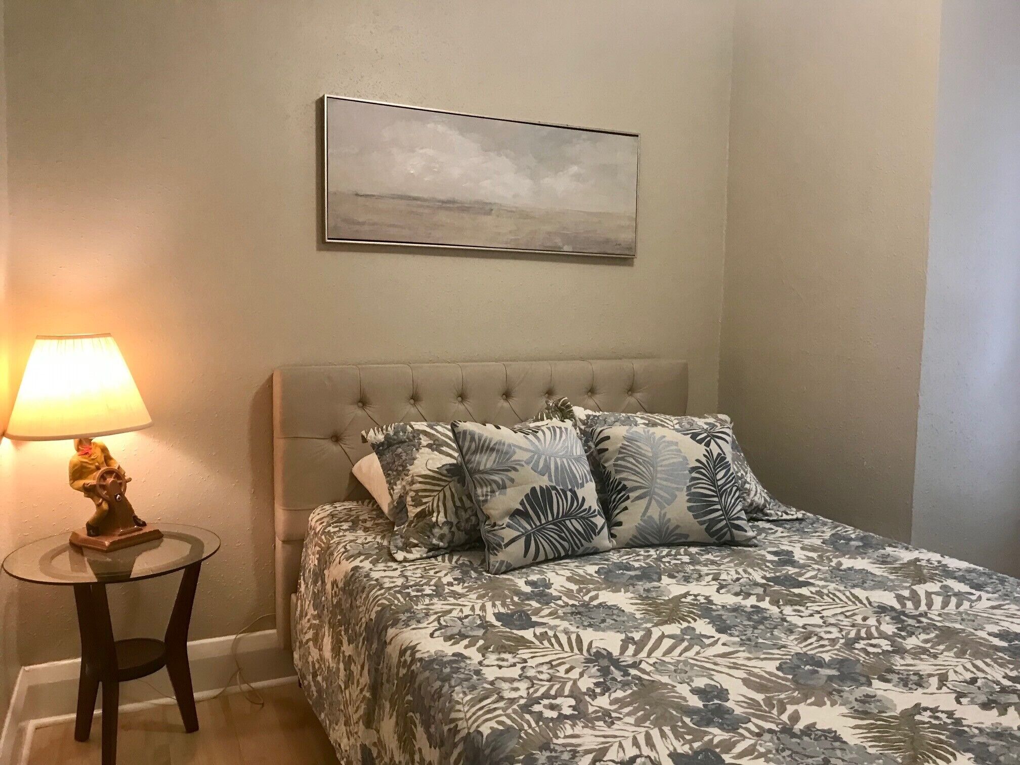 Ferros/tábuas de passar roupa, Wi-Fi, roupa de cama