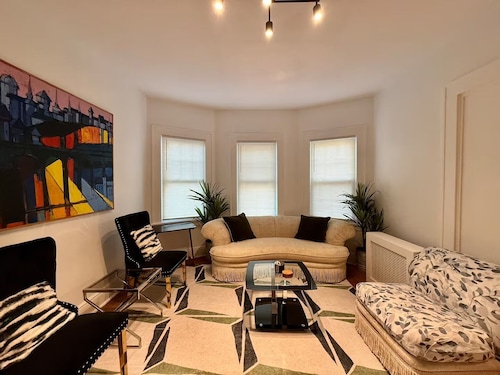 Spacious apartment near NYC