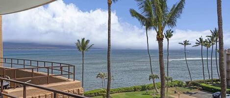 Condo, Multiple Beds, Lanai, Ocean View (Island Sands 500) | Property grounds