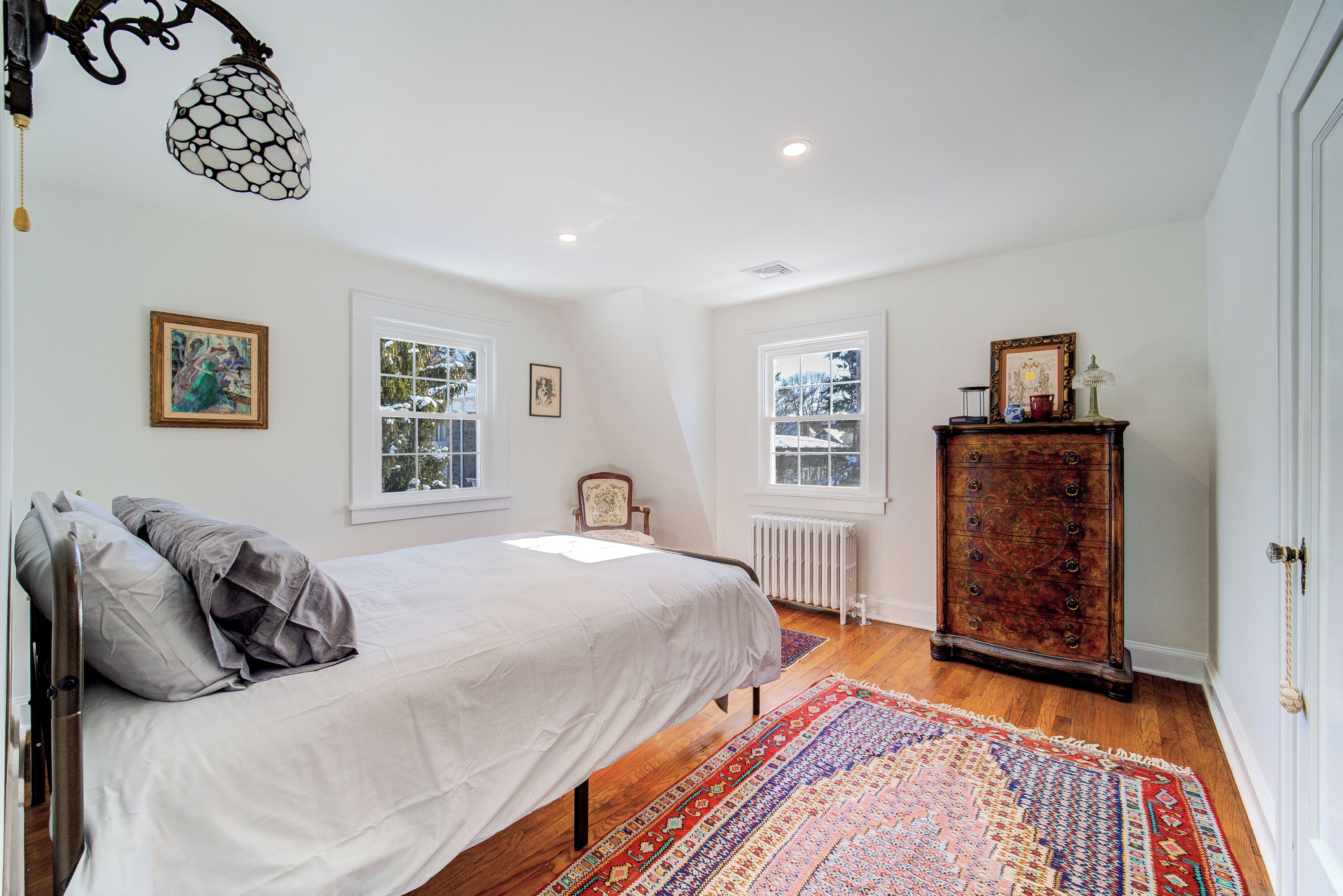 3 chambres, fer et planche à repasser, lit parapluie, Wi-Fi gratuit