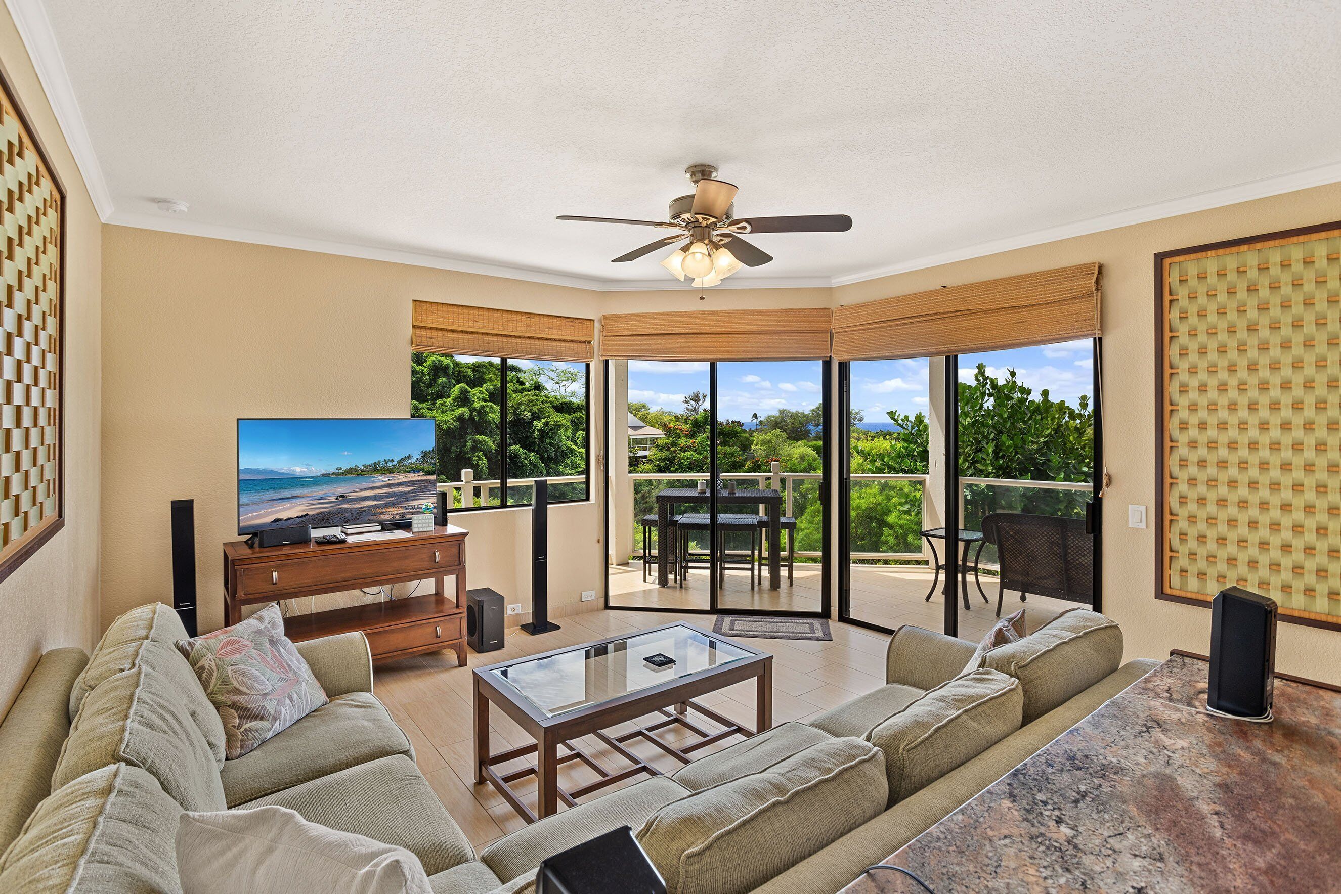 Condo, Multiple Beds, Lanai, Partial Ocean View (Grand Champions 55) | Living area