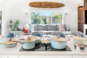 Smart TV, fireplace, table tennis