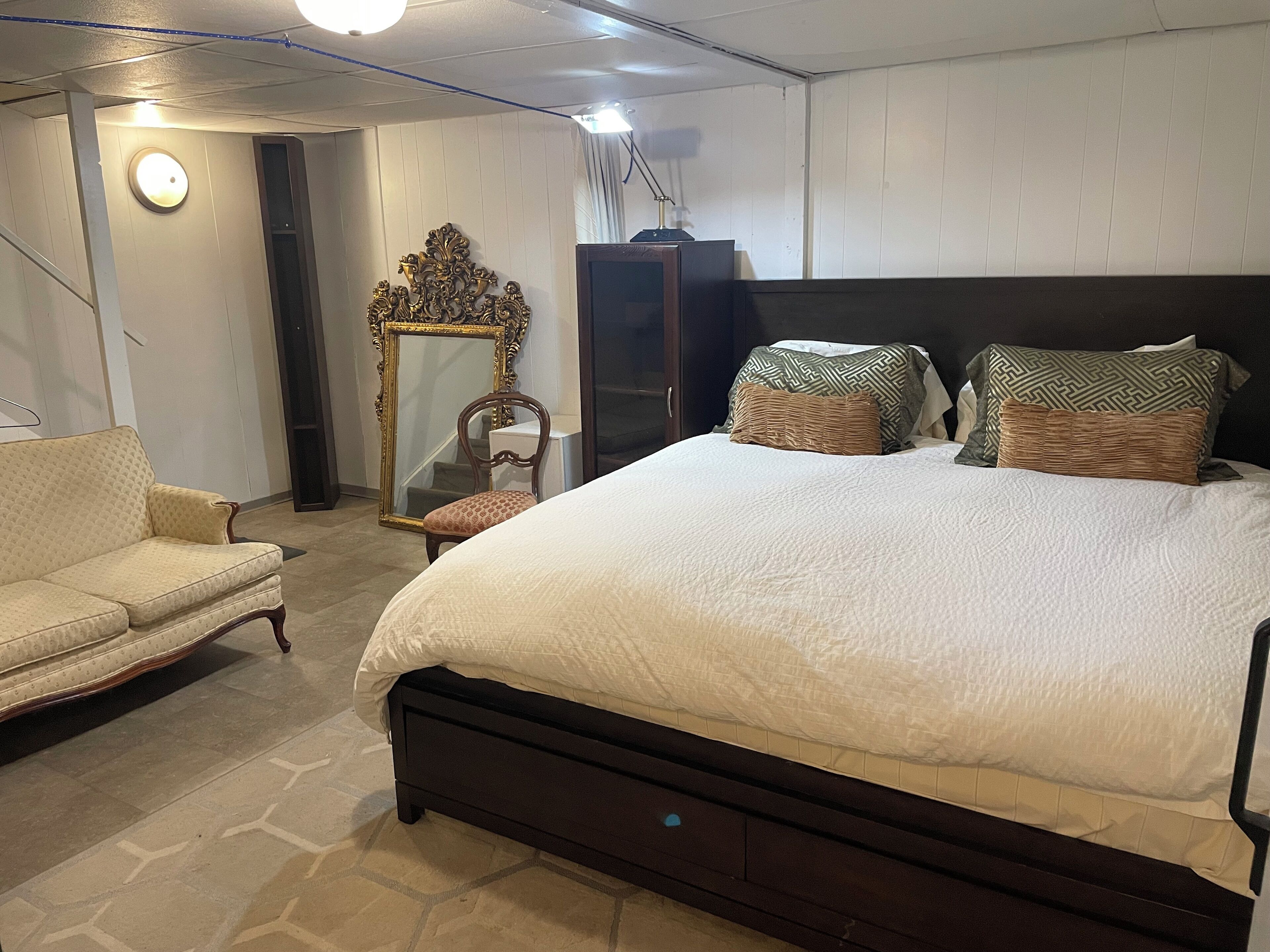 4 Schlafzimmer, Bügeleisen/Bügelbrett, kostenloses WLAN, Bettwäsche