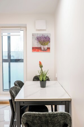 Dining - Cozy 1-bedroom apartment near Kaunas airport (Karmėlava II, 54456 Kaunas district)