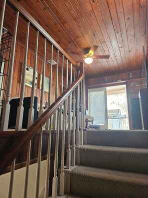 Interior - Beautiful house on Sunset Beach in Treasure Island with outdoor balcony. (Treasure Island)