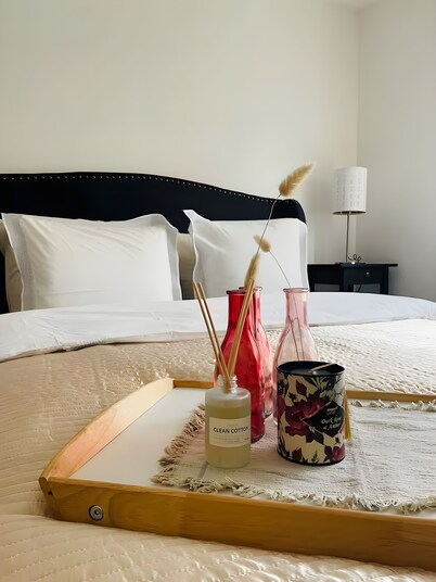 City apartment in Lörrach for up to 4 guests - free parking & self-check-in