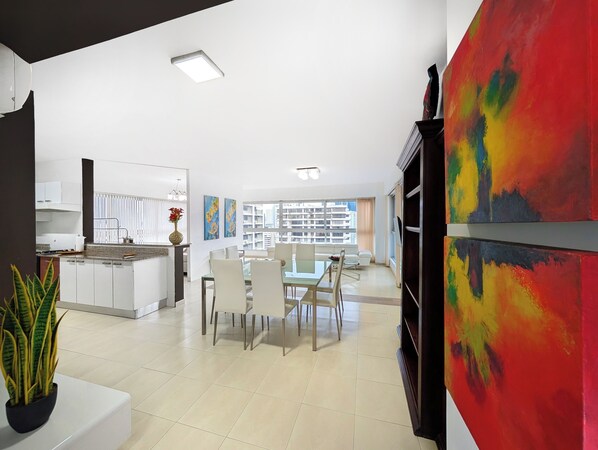 Dining room - YC 1701l Apartamento 2 BDR Av Balboa (Panama City)