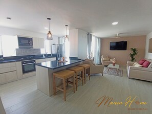 Private kitchen - 2BR Oceanfront Apartment • Direct Beach Access - Modern and Spacious - 6th Floor (Cartagena de Indias)
