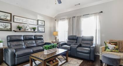 Cozy Northwest Arkansas Home Near U of A & World-Class Trails