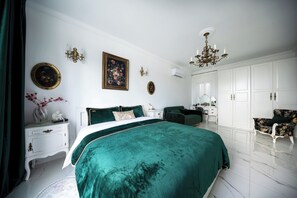 1 bedroom, iron/ironing board, free WiFi, bed sheets - Sea View Luxury Boutique Penthouse St Pauls Bay (St. Paul's Bay)