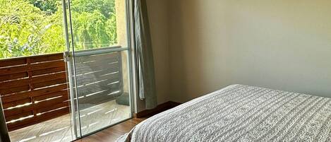 Wi-Fi de cortesia, roupa de cama