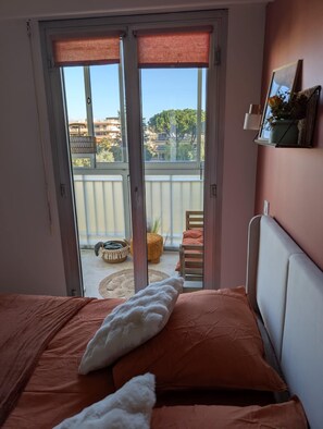 1 bedroom, WiFi, bed sheets, wheelchair access