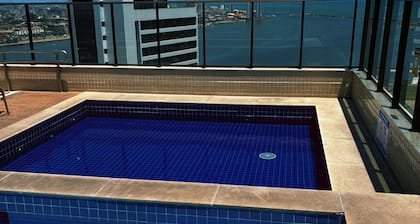 Pina Flat Moderno • RioMar a Poucos Passos