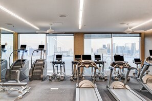 デラックス スタジオスイート シティビュー | フィットネス設備