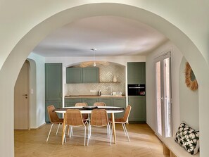Dining - Air-conditioned family villa with large swimming pool (Mougins)